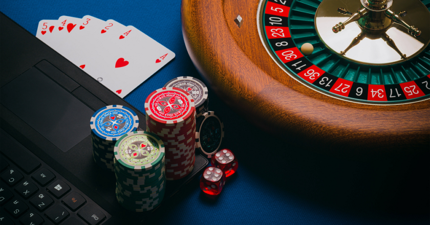 The different promotions and bonuses offered by online casinos